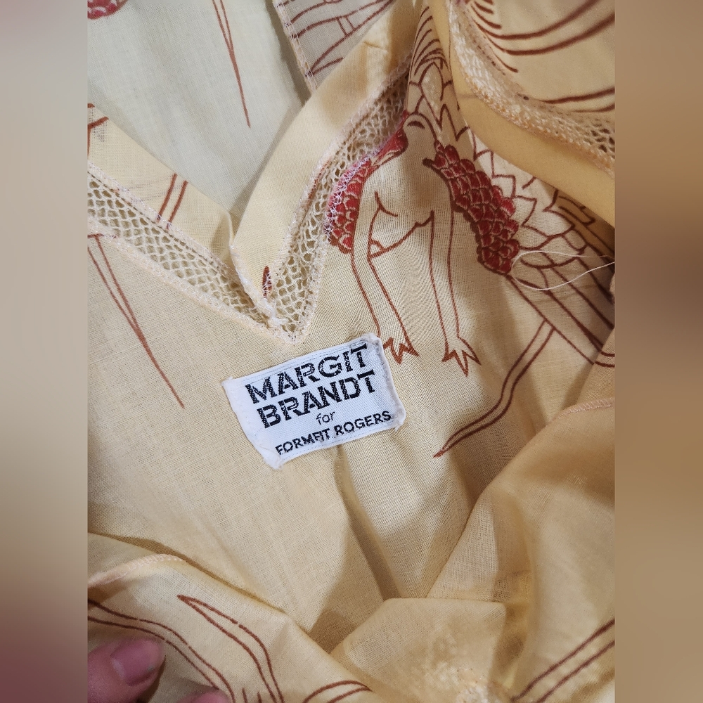 70s Margit Brandt Yellow Kimono Red Pattern Nightgown Formfit Rogers Chemises - Picture 10 of 12
